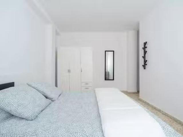 Habitación en Plaça de Clavé