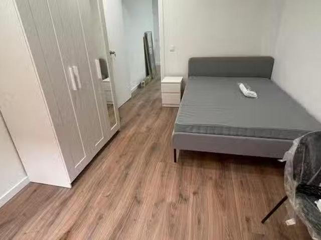 Habitación en Plaça de Pep Ventura