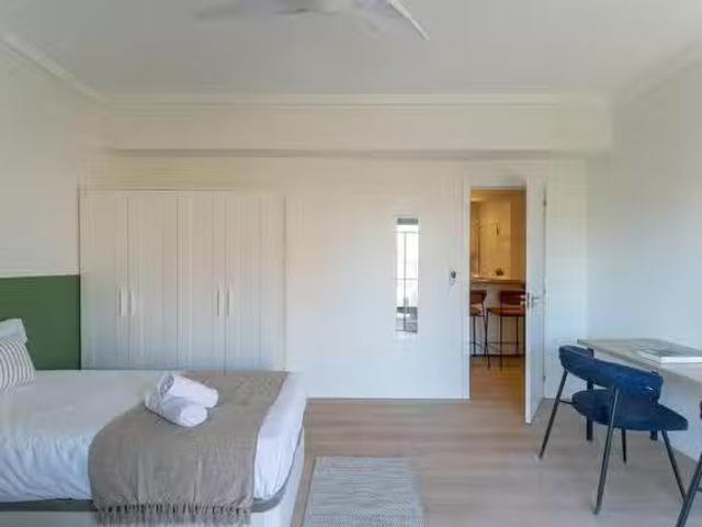 Habitación en Plaza San Amaro, Tetuán