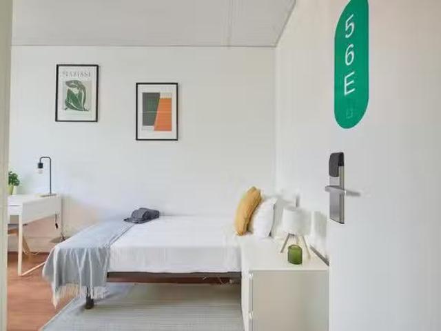 Habitación en Rua Alexandre Herculano, Lisbon
