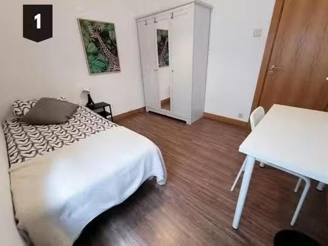 Habitación en Ramón y Cajal etorbidea, San Pedro de Deustu La.