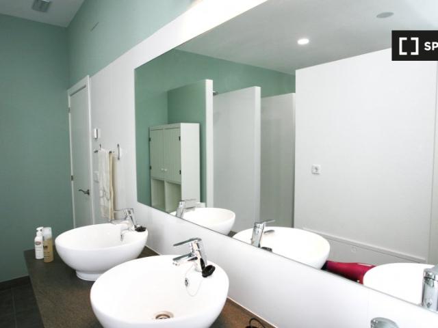 Habitación en residencia de estudiantes en Moncloa, Madrid