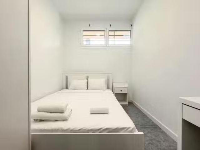 Habitación en Riera de Can Toda, La Salut