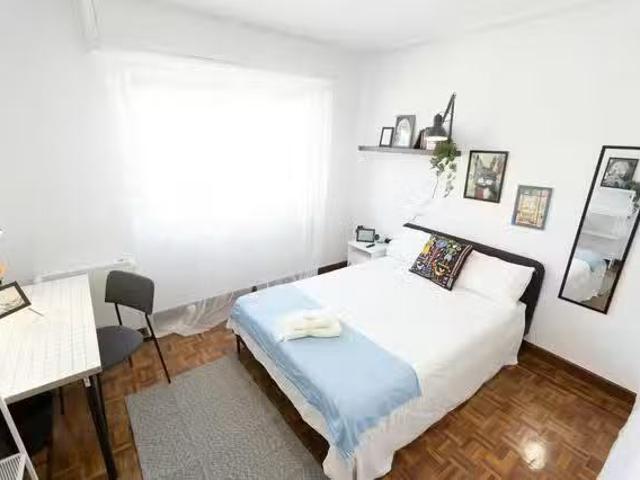 Habitación en Seber Altube Kalea, Deusto