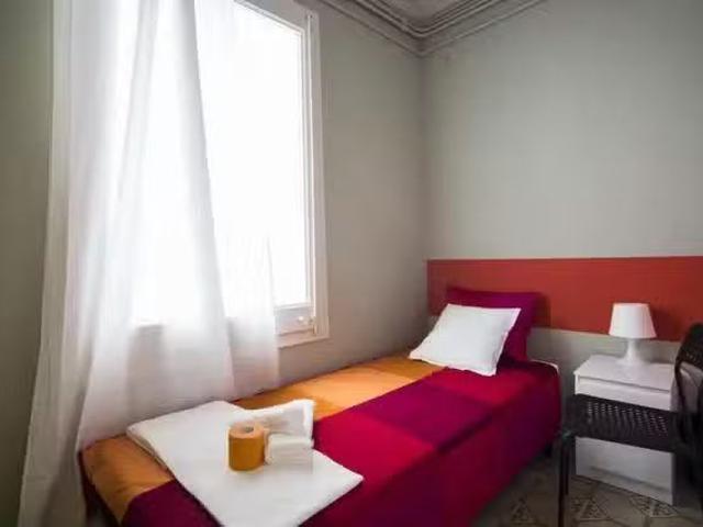 Habitación en Spain