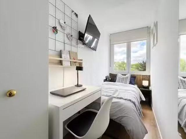 Habitación en Spain