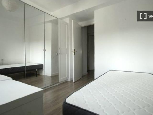 Habitación en un apartamento compartido de 3 habitaciones en alquiler en Pueblo Nuevo