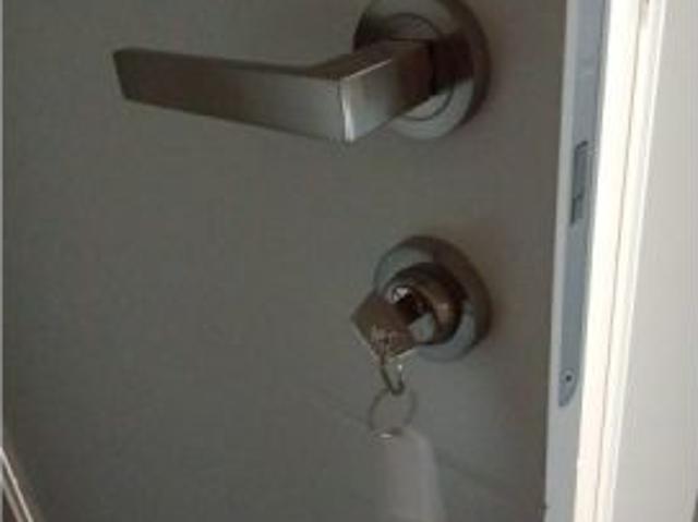 Habitación en un apartamento compartido de 1 dormitorio en alquiler en Oliveros