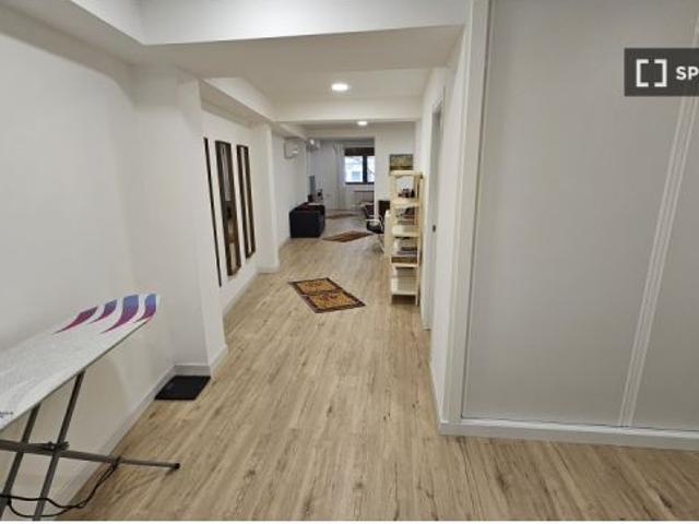 Habitación en un apartamento compartido de 1 dormitorio en alquiler en Acacias