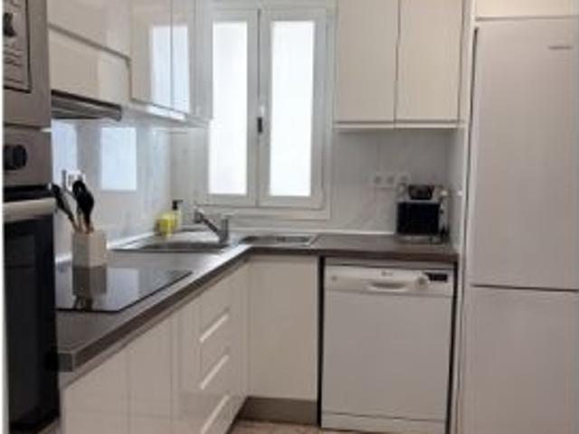 Habitación en un apartamento compartido de 1 dormitorio en alquiler en Alcaravaneras