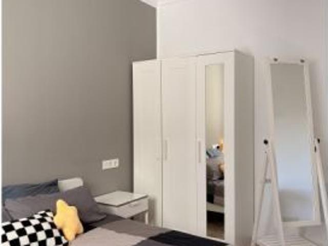 Habitación en un apartamento compartido de 1 dormitorio en alquiler en Alcaravaneras