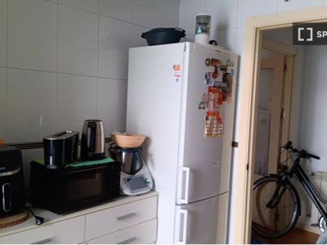 Habitación en un apartamento compartido de 1 dormitorio en alquiler en Buenavista