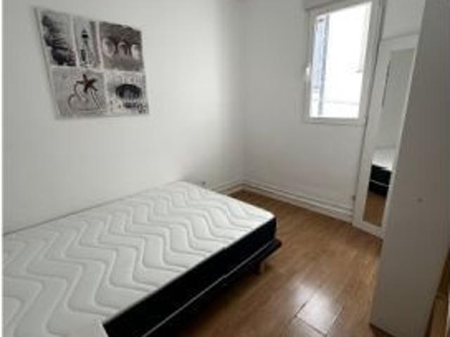 Habitación en un apartamento compartido de 1 dormitorio en alquiler en Ibiza