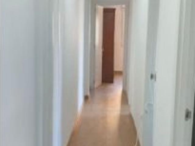 Habitación en un apartamento compartido de 1 dormitorio en alquiler en Lucero