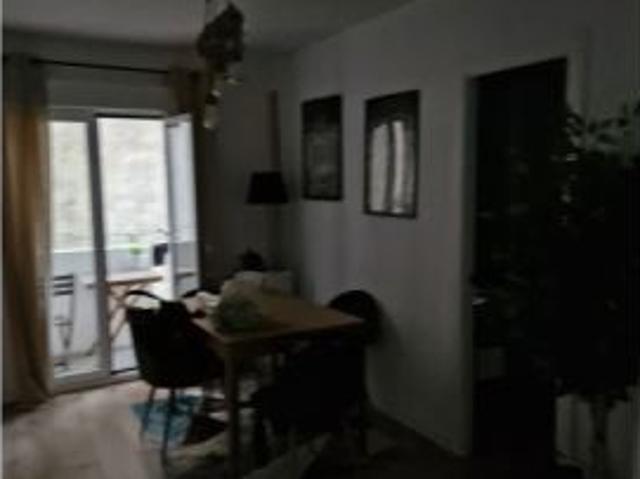 Habitación en un apartamento compartido de 1 dormitorio en alquiler en Pacífico