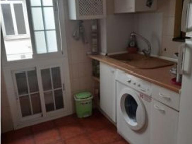 Habitación en un apartamento compartido de 1 dormitorio en alquiler en Palos de Moguer