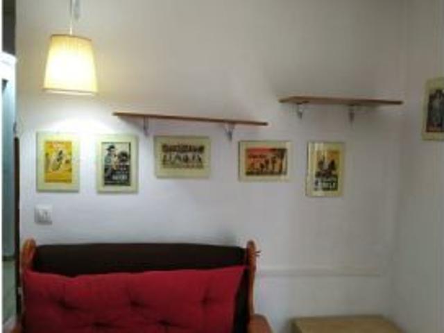 Habitación en un apartamento compartido de 1 dormitorio en alquiler en Peñamefecit Estación