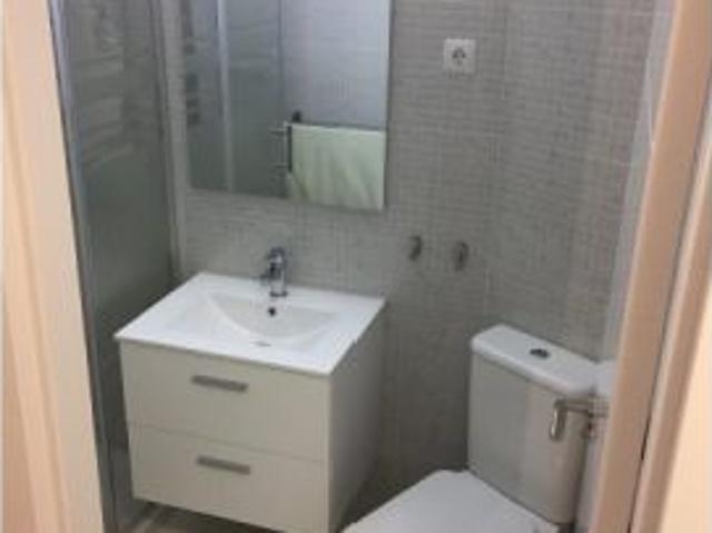 Habitación en un apartamento compartido de 1 dormitorio en alquiler en Vista Alegre