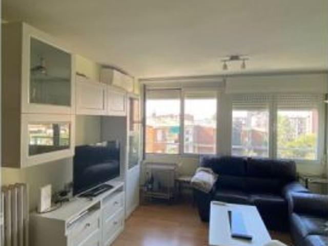 Habitación en un apartamento compartido de 1 dormitorio en Estrella, con todos los gastos incluidos