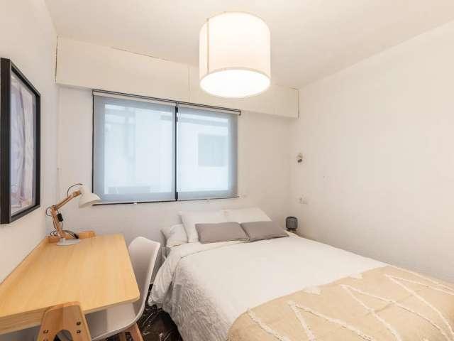 Habitación en un apartamento compartido de 7 habitaciones en Sant Francesc