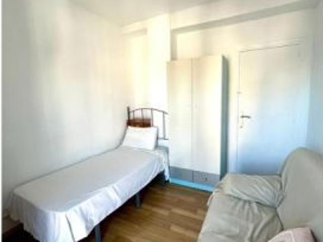 Habitación en un apartamento compartido de 5 habitaciones en Cartagena, todos los gastos incluidos