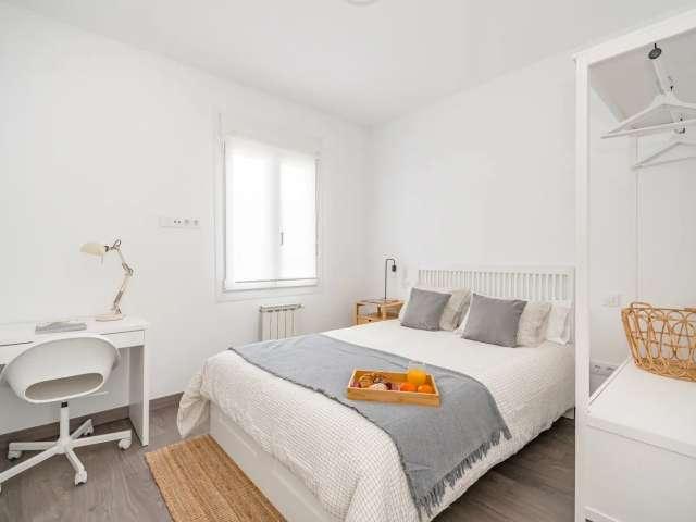 Habitación en un apartamento compartido de 5 habitaciones en la Universidad