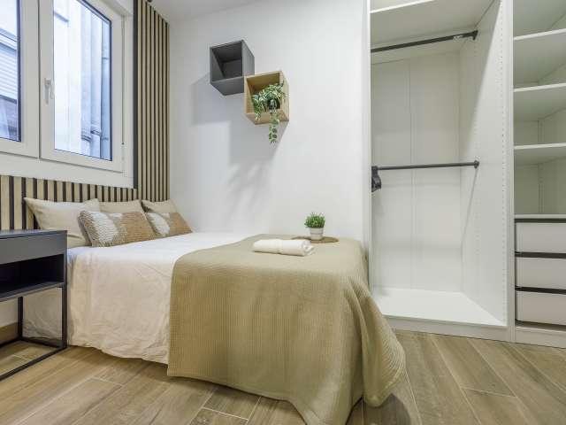 Habitación en un apartamento compartido de 8 habitaciones, Sant Francesc