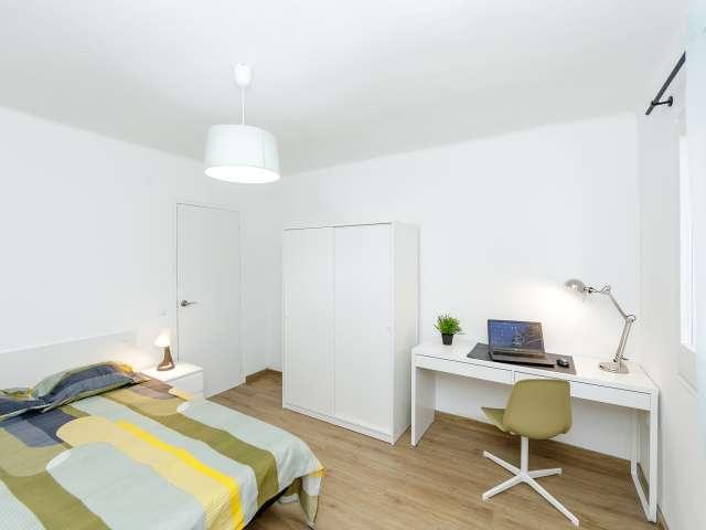 Habitación en un piso compartido, Collblanc, Barcelona