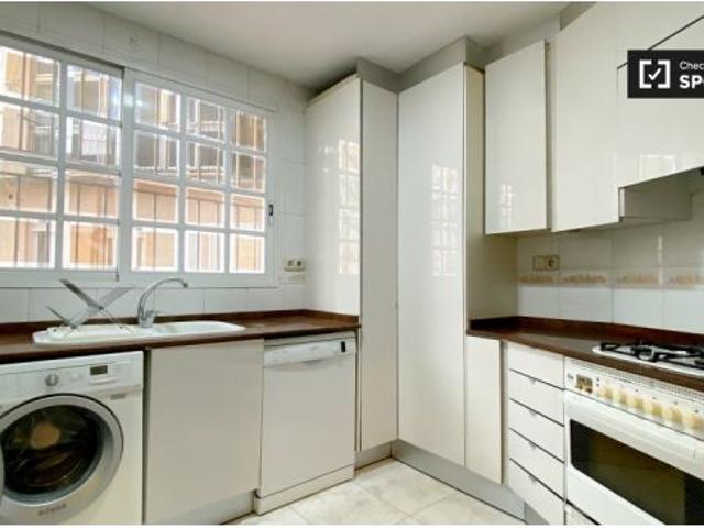 Habitación en un piso compartido de 4 habitaciones en alquiler en Russafa, todos los gastos incluido