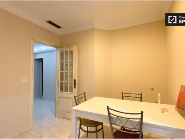 Habitación en un piso compartido de 4 habitaciones en alquiler en Russafa, todos los gastos incluido