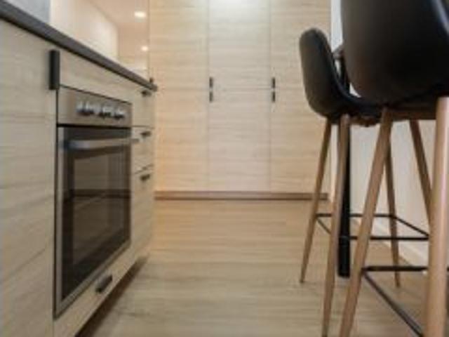 Habitación en un piso compartido de 5 habitaciones en alquiler en San Fermín