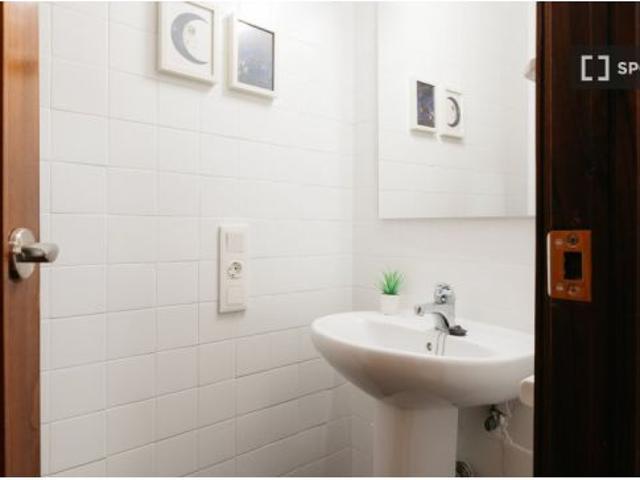 Habitación en un piso compartido de 6 habitaciones en alquiler en El Pla del Remei