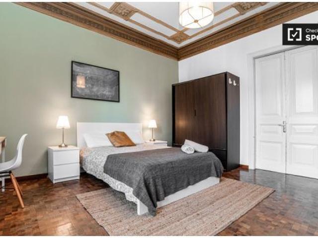 Habitación en un piso compartido de 8 habitaciones en alquiler en la Dreta de l' Eixample, s