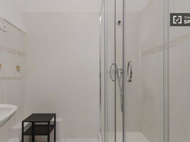 Habitación en un piso compartido de 8 habitaciones en Arrancapins, ideal para profesionales y estudi