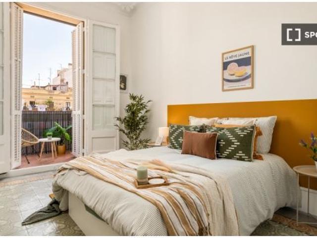 Habitación en un piso compartido de 9 habitaciones en alquiler en La Dreta de l' Eixample, s