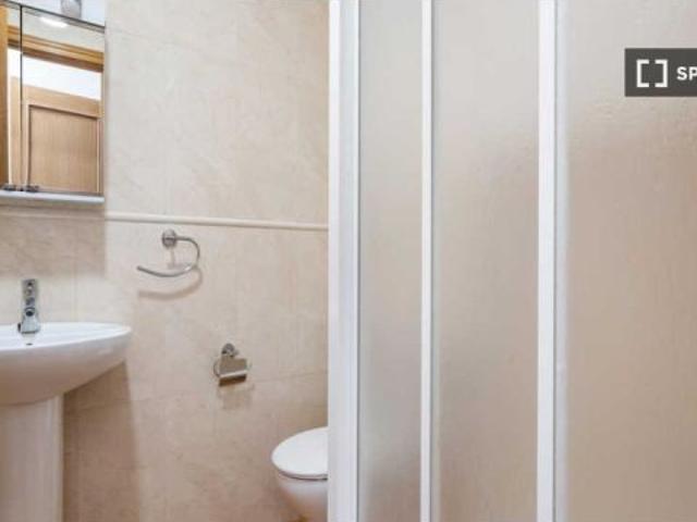 Habitación en un piso compartido de 34 habitaciones en Nueva España, con gastos incluidos, ideal par
