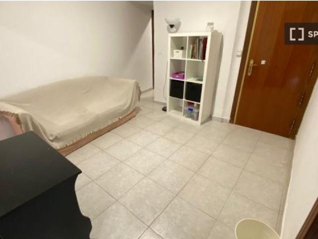 Habitación en un piso compartido de 3 habitaciones en alquiler en Acacias