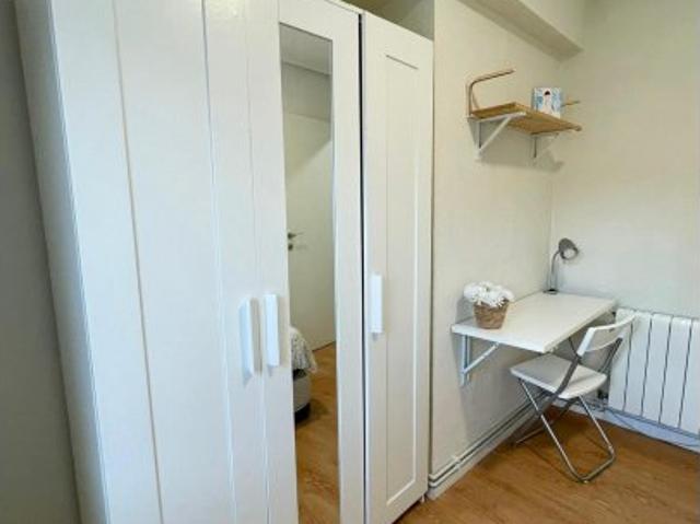 Habitación en un piso compartido de 3 habitaciones en alquiler en Santander