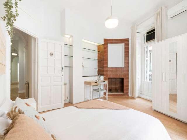 Habitación en un piso de 7 habitaciones en alquiler en Universidad, Madrid