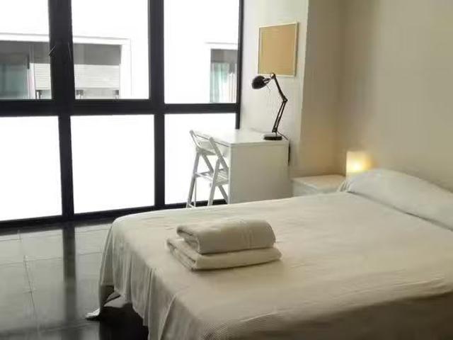 Habitación en Via Augusta, Vila de Gràcia