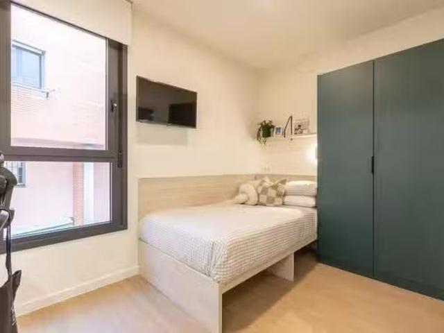 Habitación en 16, Tetuán, 28029 Madrid, Spain