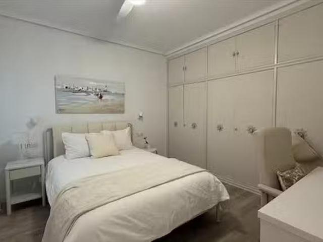Habitación en 24 Carrer de Calixt Tercer