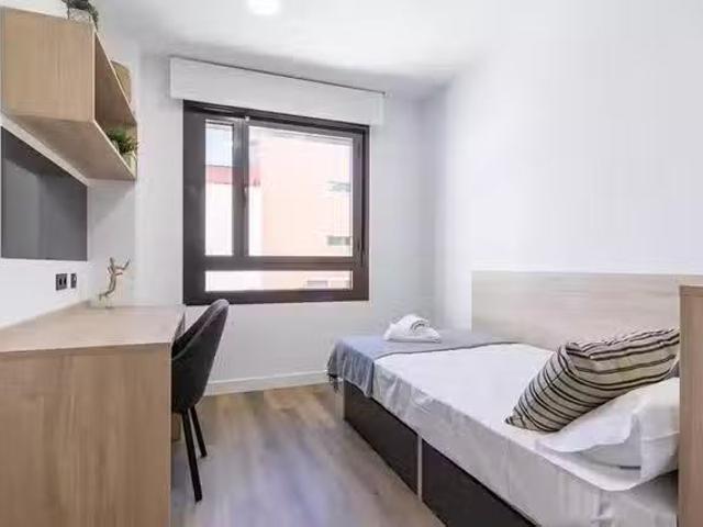 Habitación en 6, Fuencarral El Pardo, 28034 Madrid, Spain