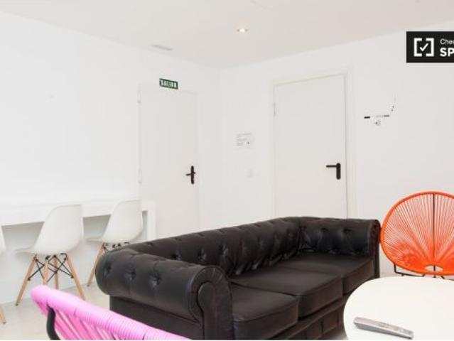 Habitación equipada en piso compartido, Salamanca