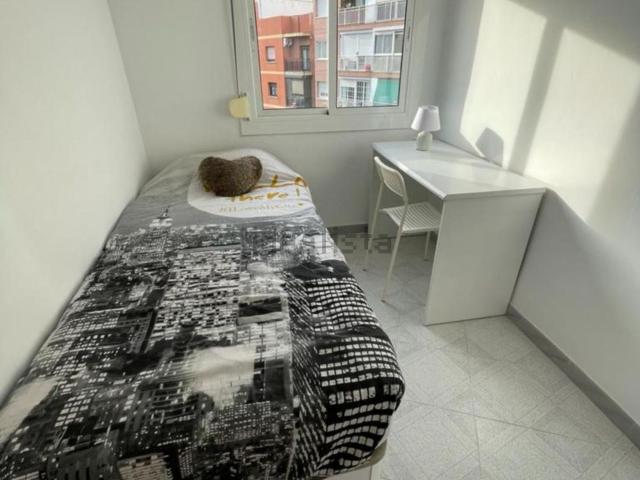 Habitación, Esplugues de Llobregat