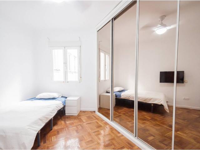 HABITACION FULL EQUIPADA Y CON SERVICIOS INCLUIDOS EN PROSPERIDAD MADRID