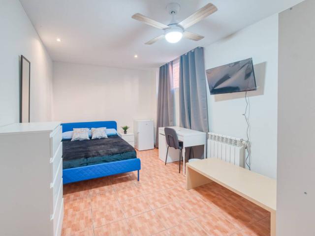 Habitación Full Equipada Y Servicios Incluidos MADRID