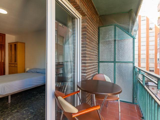 HABITACIÓN GASTOS INCLUIDOS EN MOLINA DE SEGURA, 325 EUROS