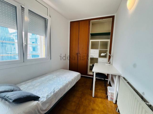 Habitación, Girona