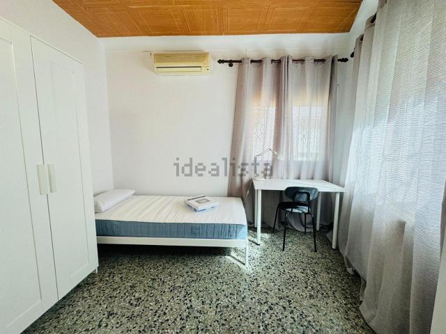 Habitación, Girona